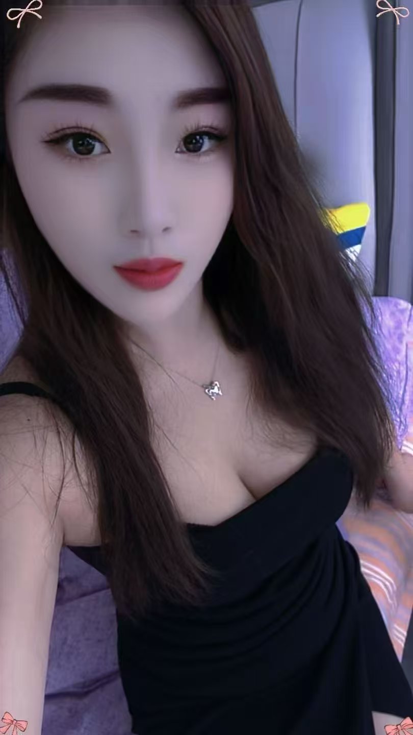 白云丰乳肥臀辣妹丹妮