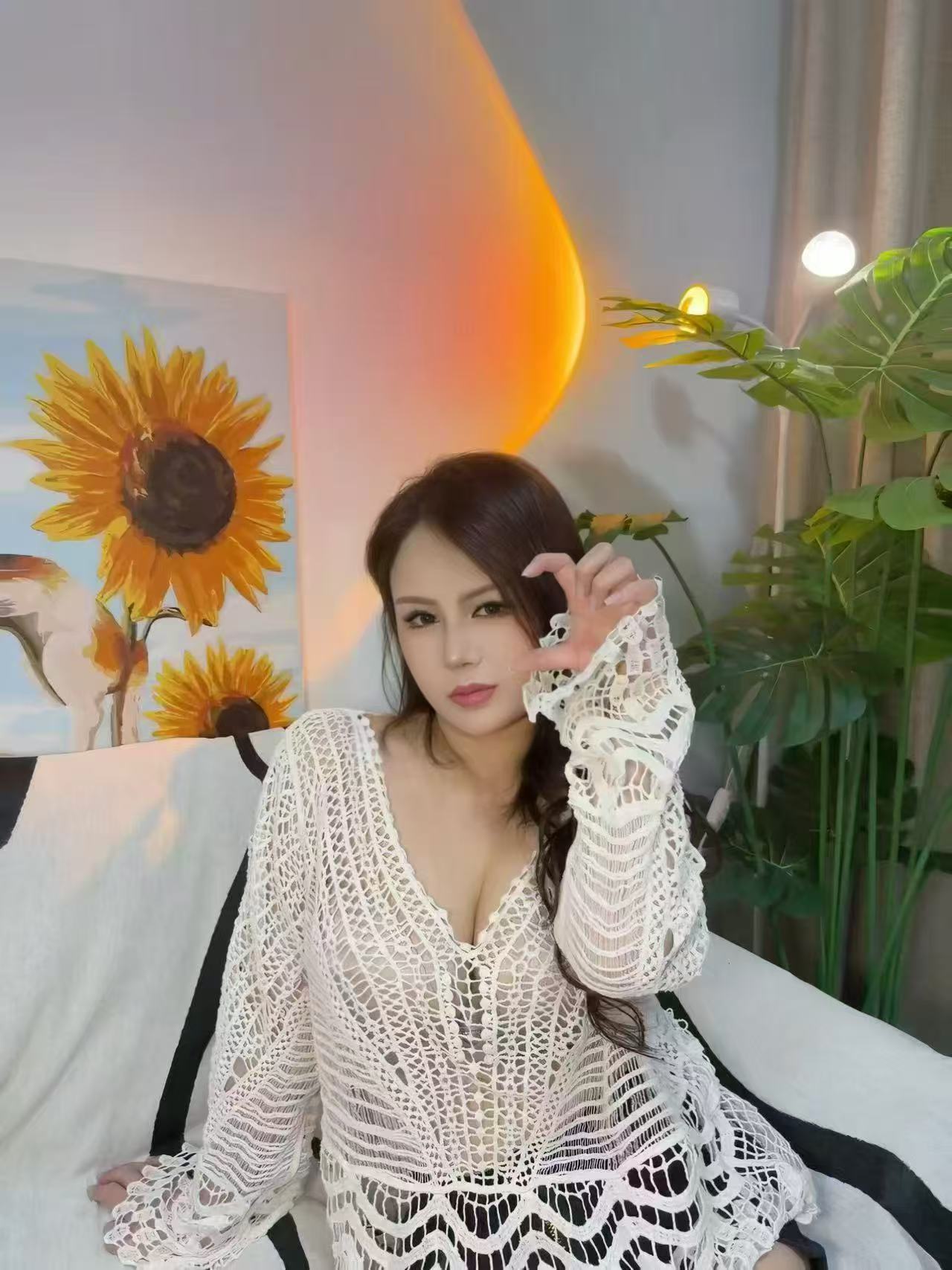 龙华区性感大波妹