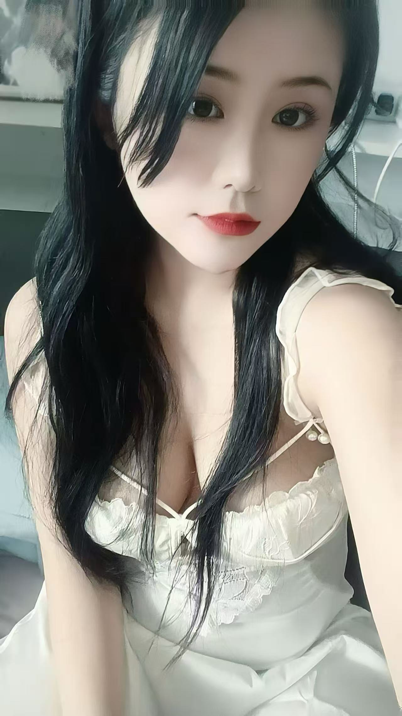 温柔小女友菲