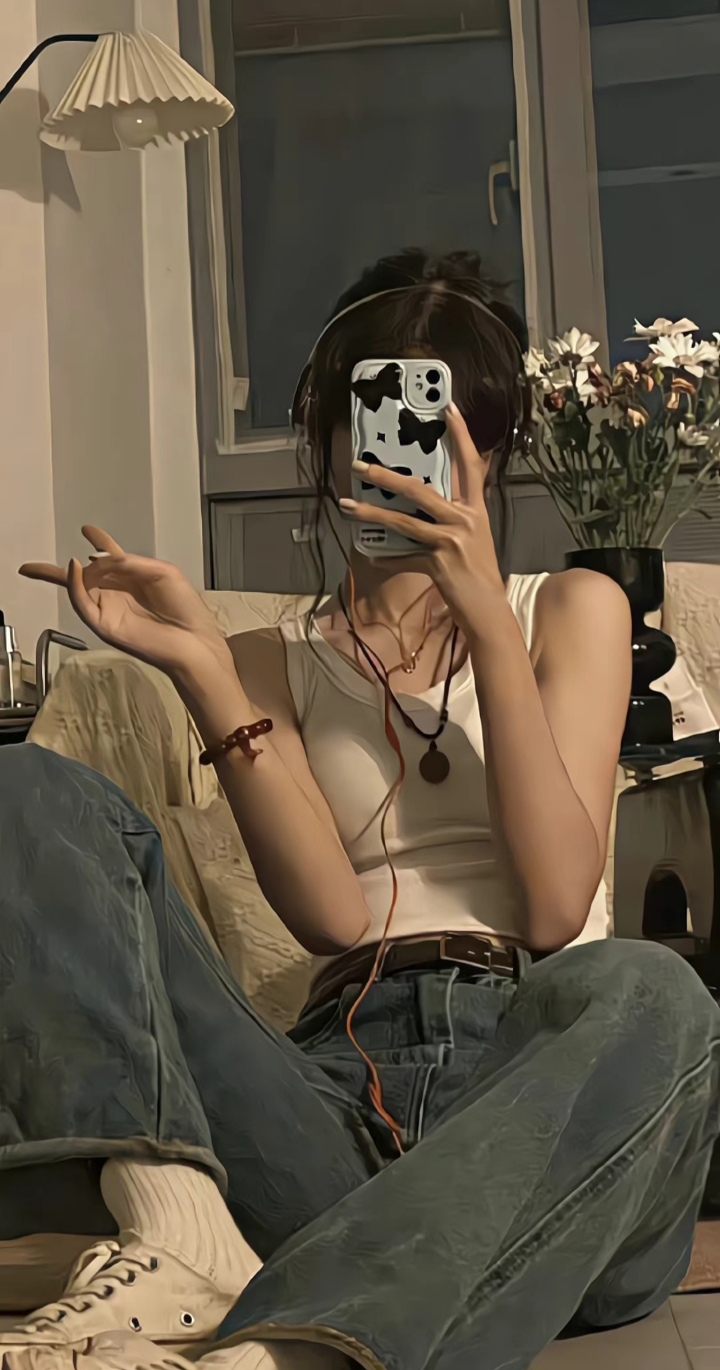 气质短发御姐小雪