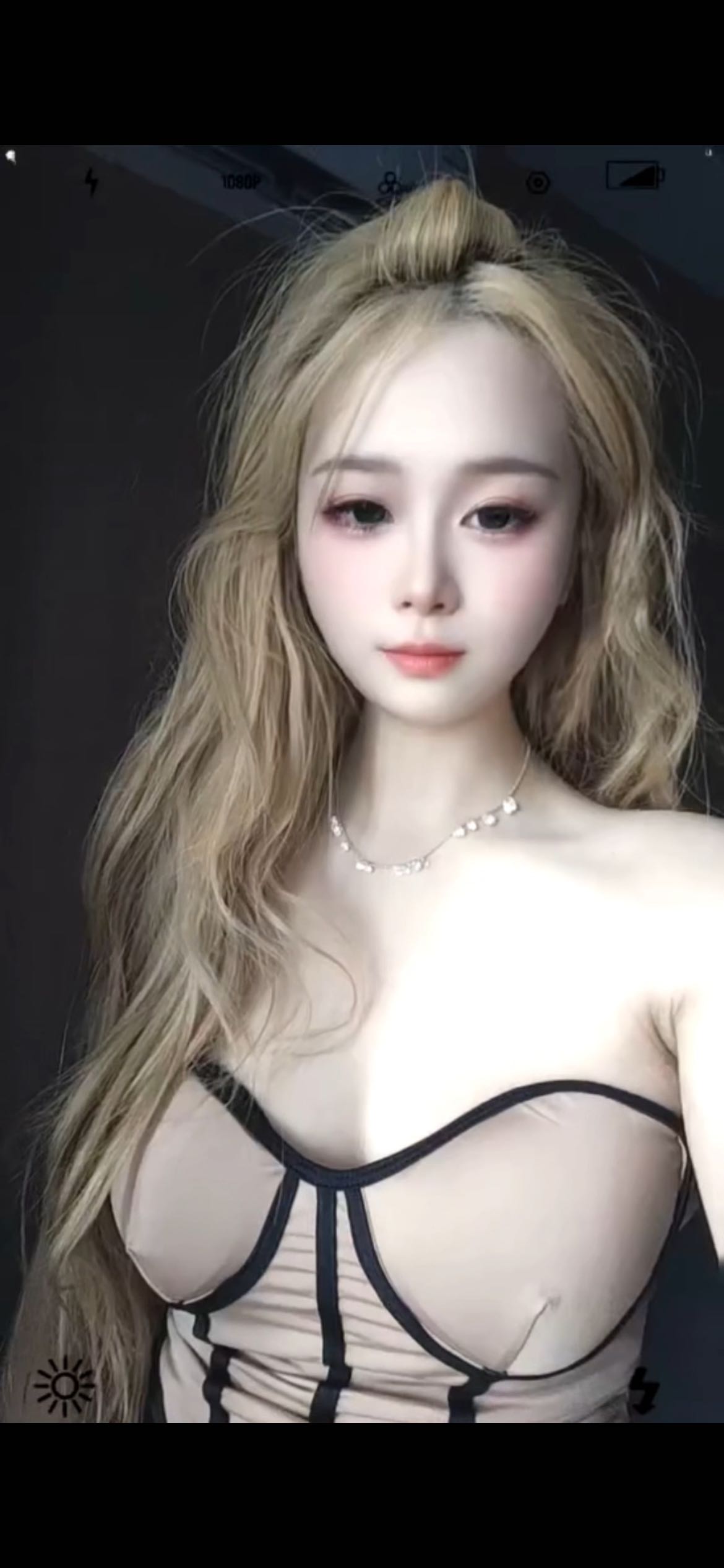 西丽甜妹伊梦
