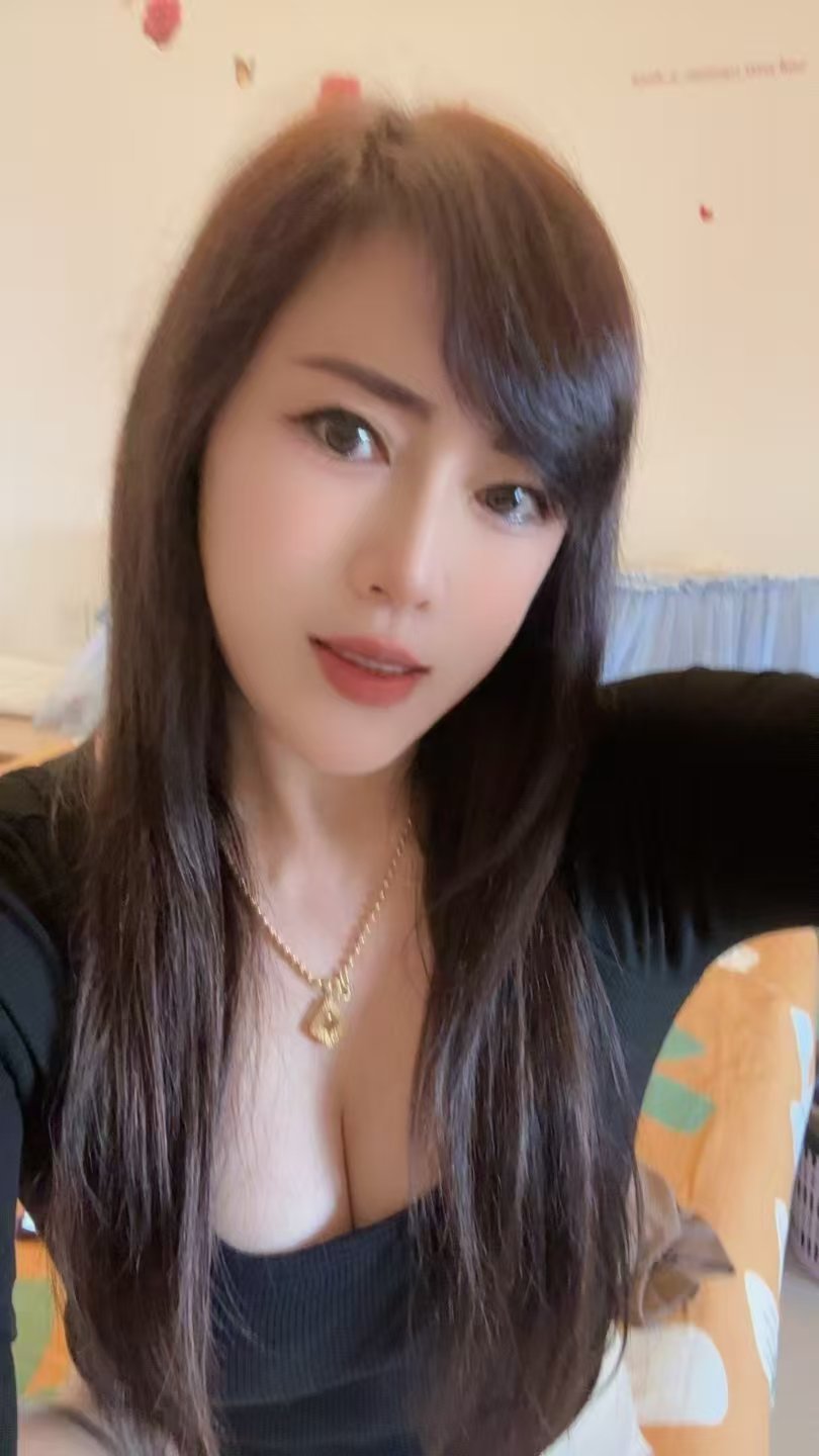 王家湾丰乳御姐珊珊