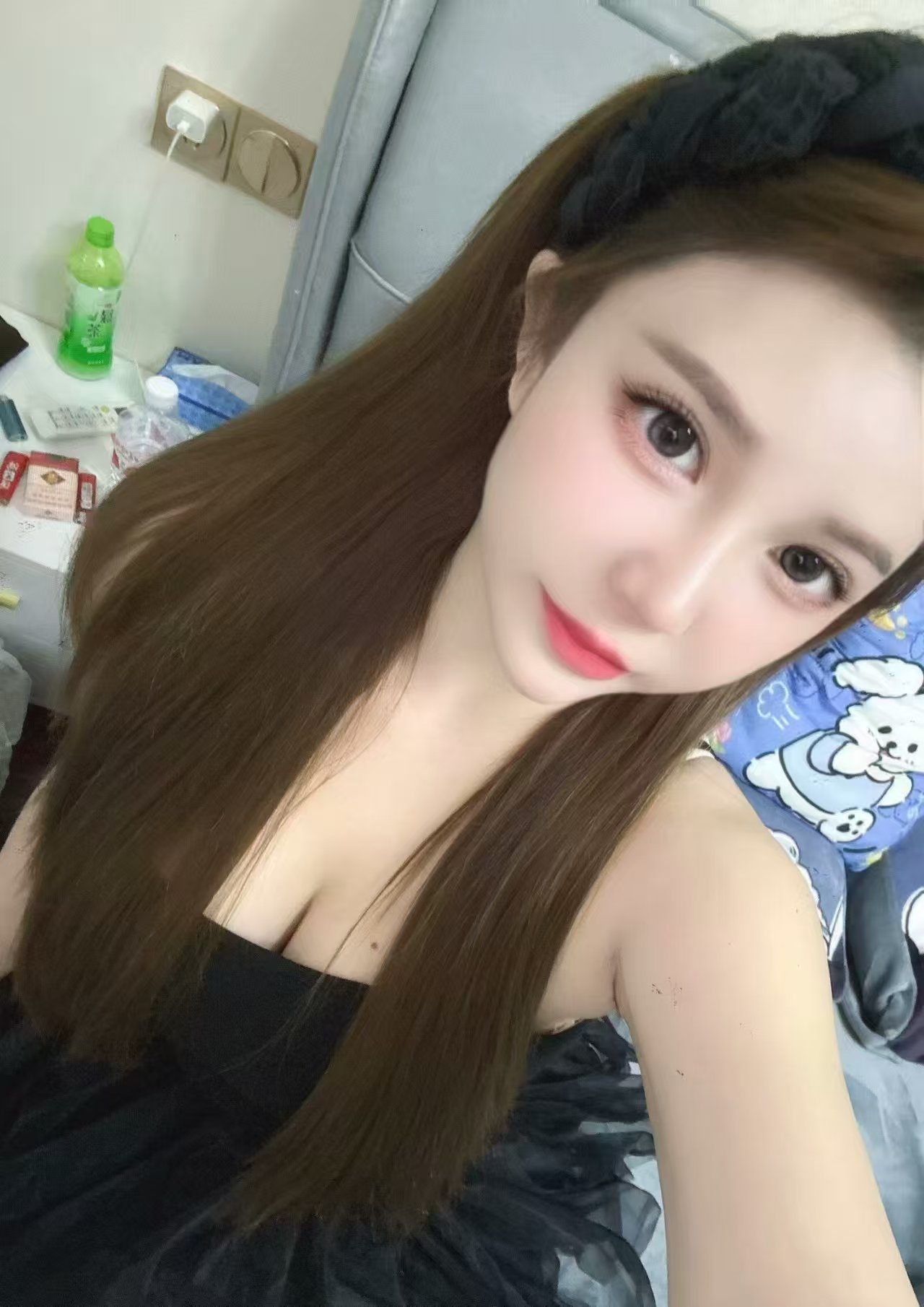 南站爆乳美妞团团