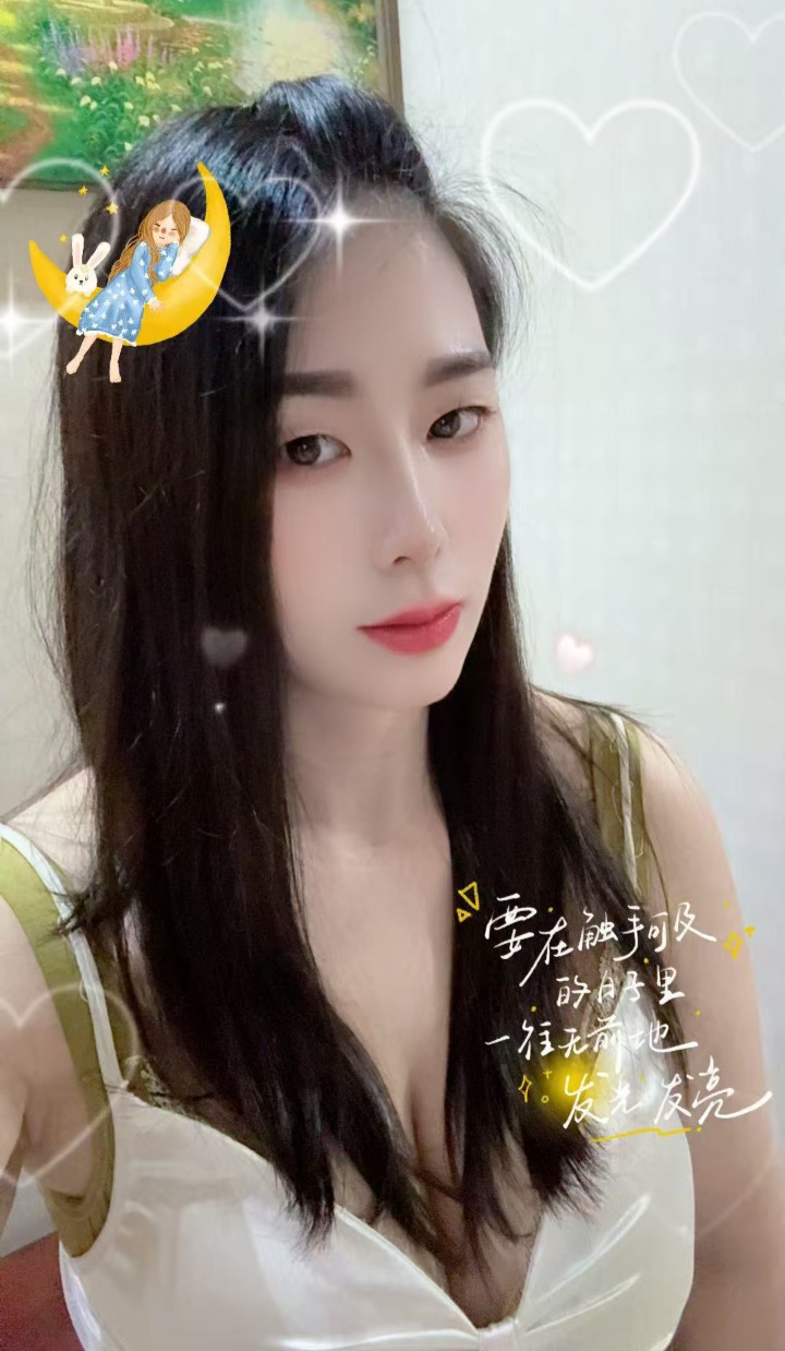 新区肉弹辣妹小凡