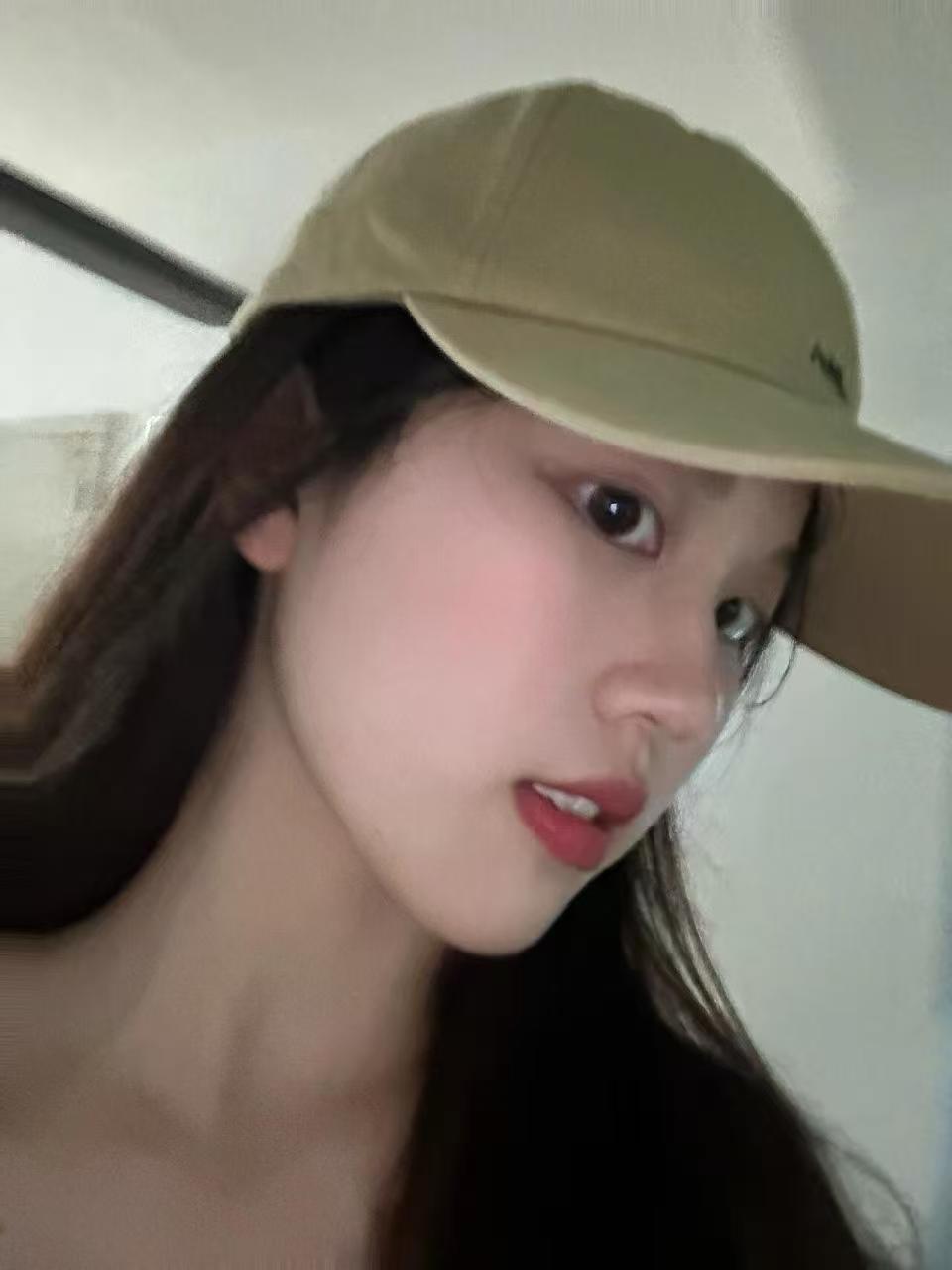 身材苗条的雅儿