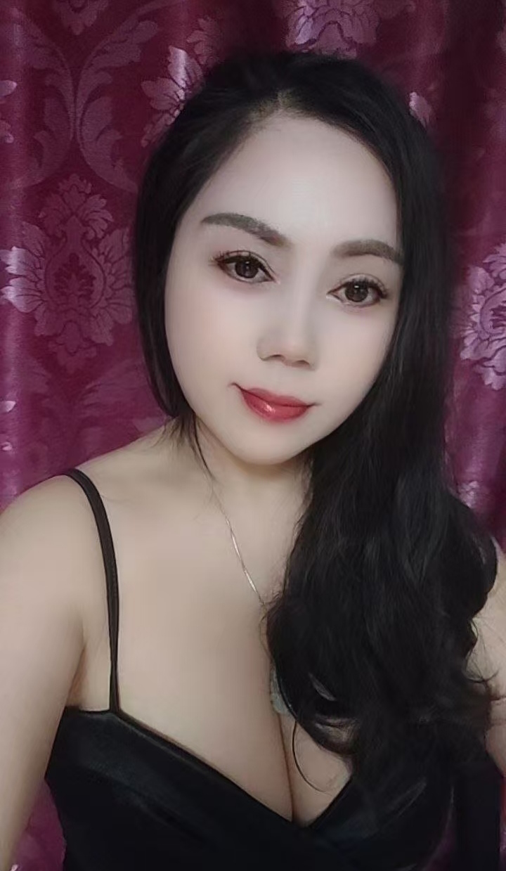 丰泽爆乳辣妹阿美