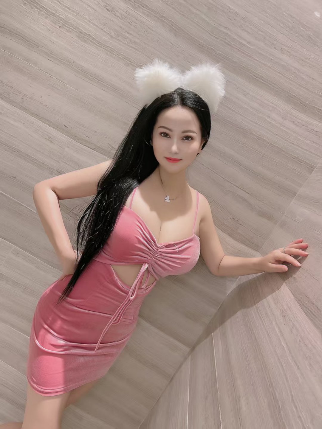 丰满热辣美少妇小葵