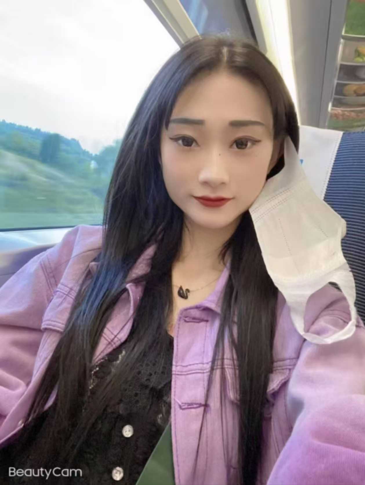 河北省邢台市聋哑妹