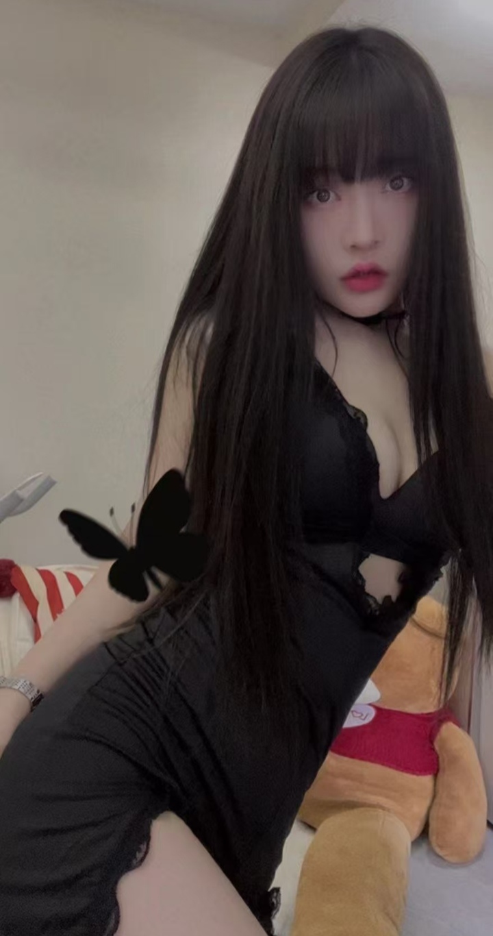 渝中美腿尤物小美