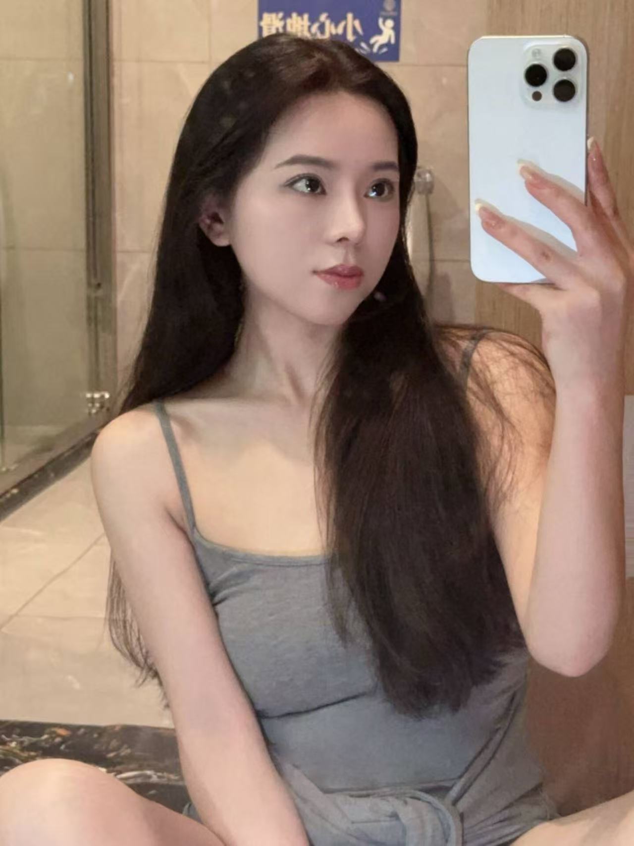 柯桥00后小果果