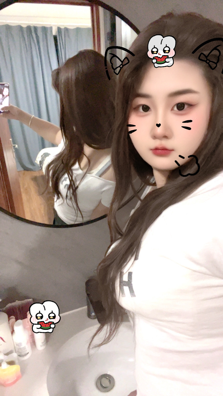 18岁宝藏女孩可调教