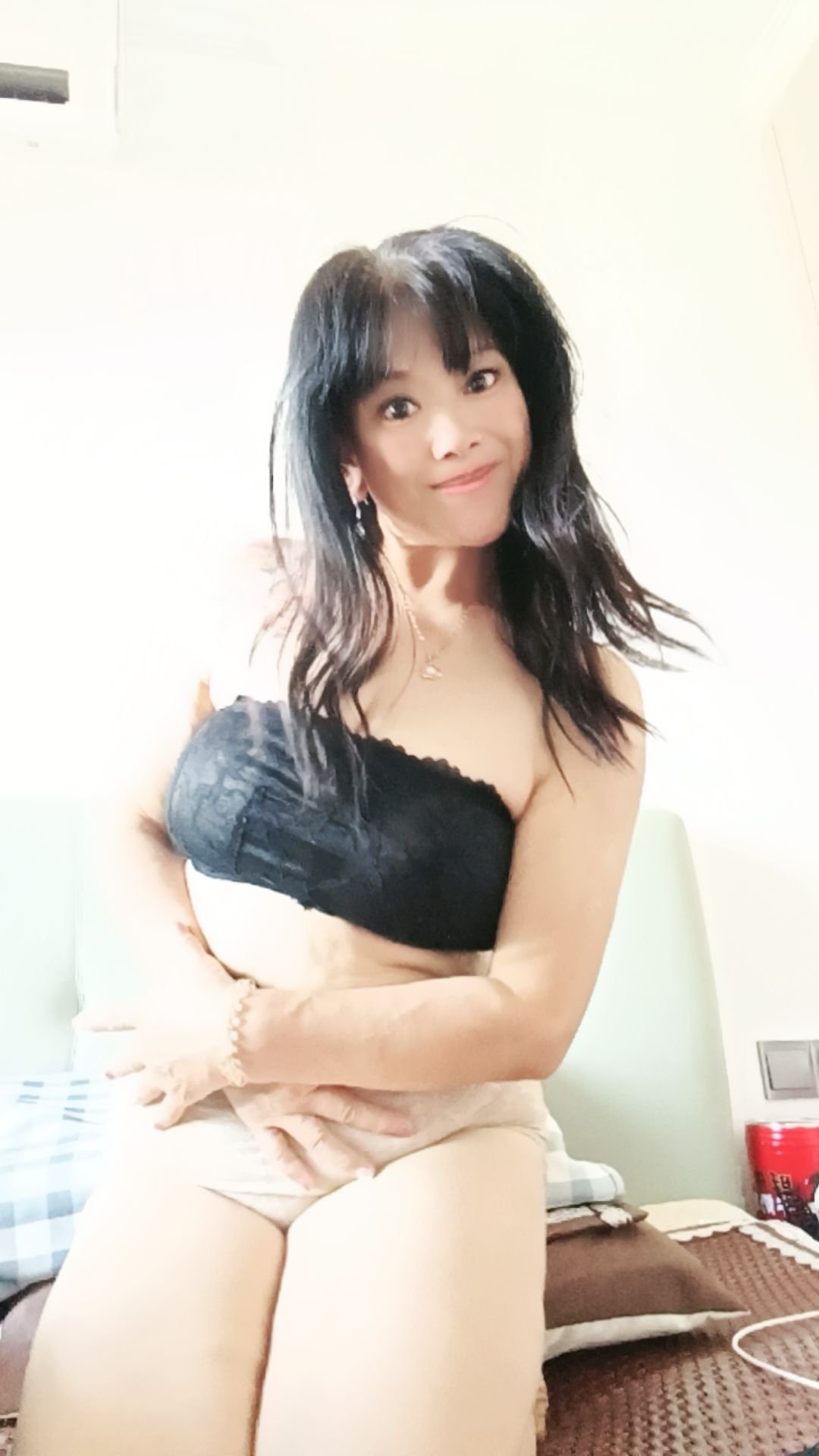 南岸丰润熟女媚娘