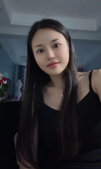 大胸美少妇