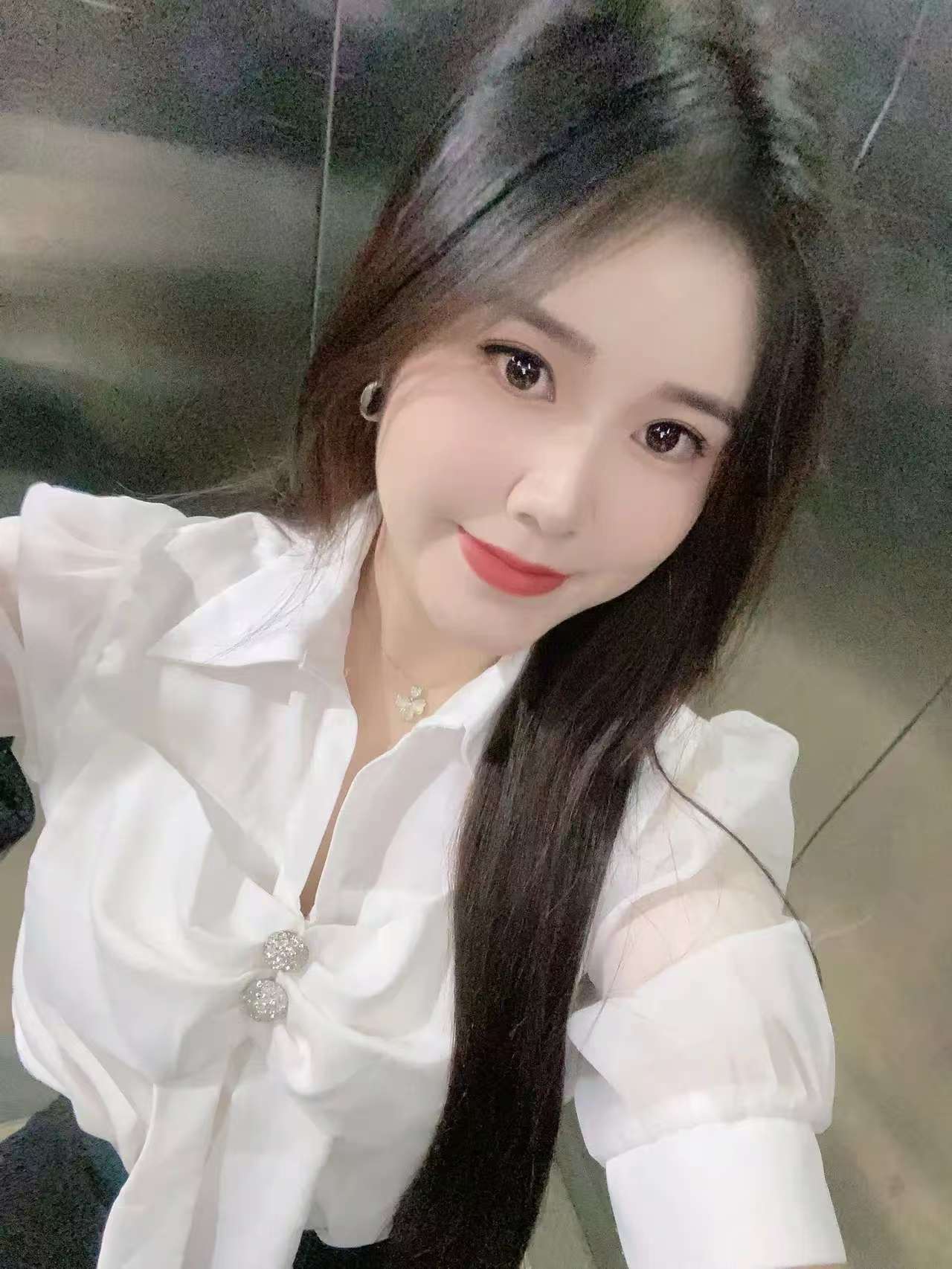 新开发的一个小姐姐