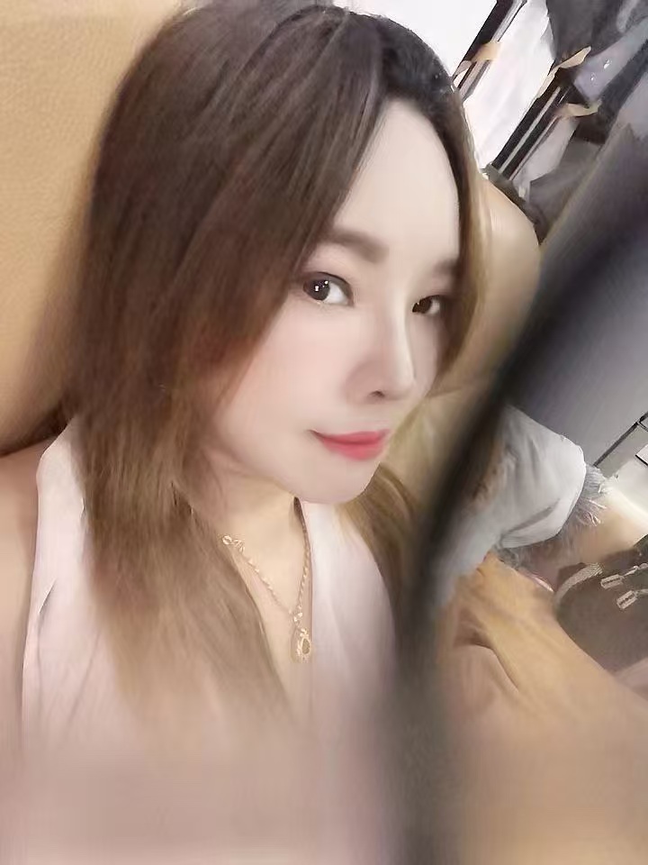 桂城后花园美妇