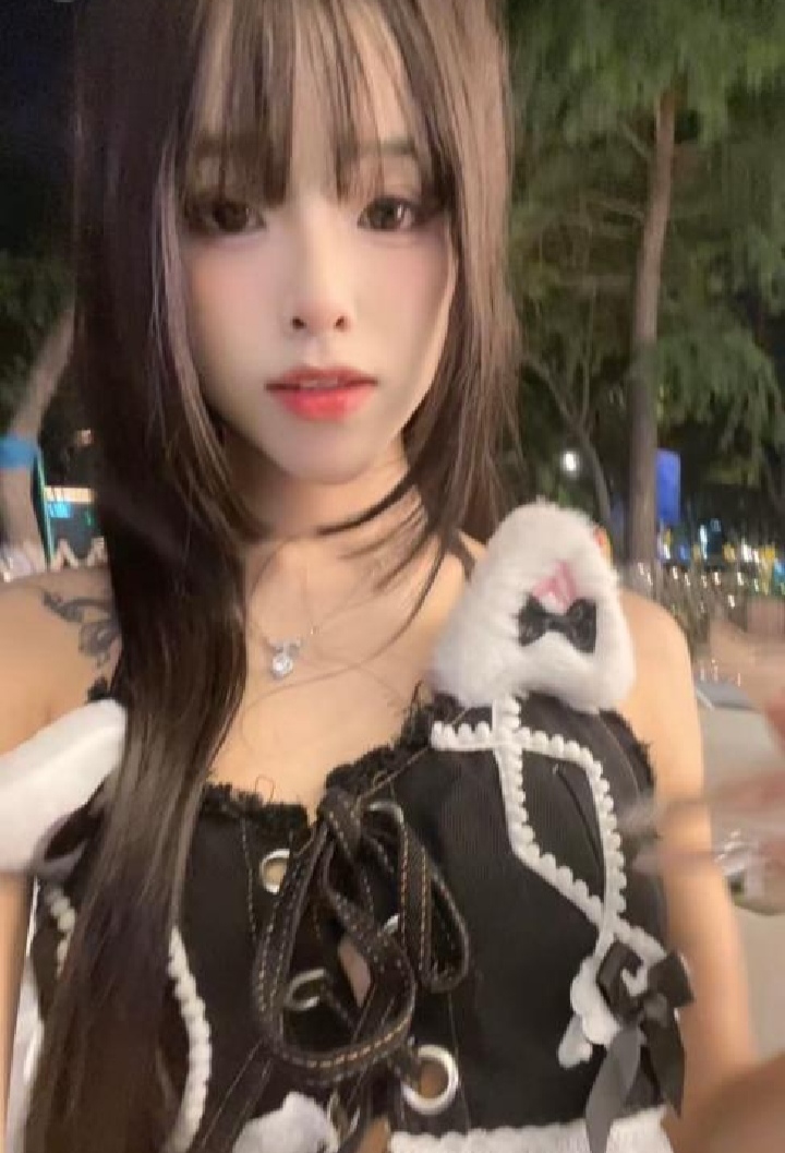 雨花萝莉甜妹小小