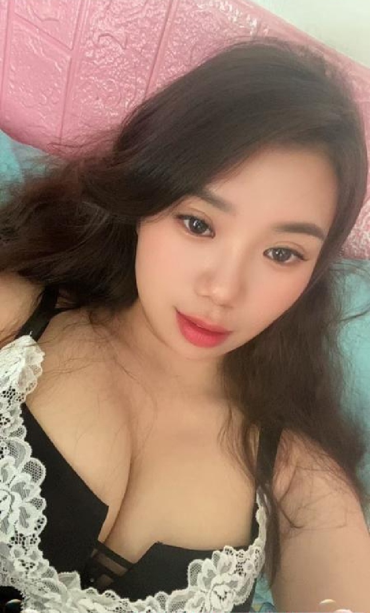 海珠爆乳辣妹雪儿