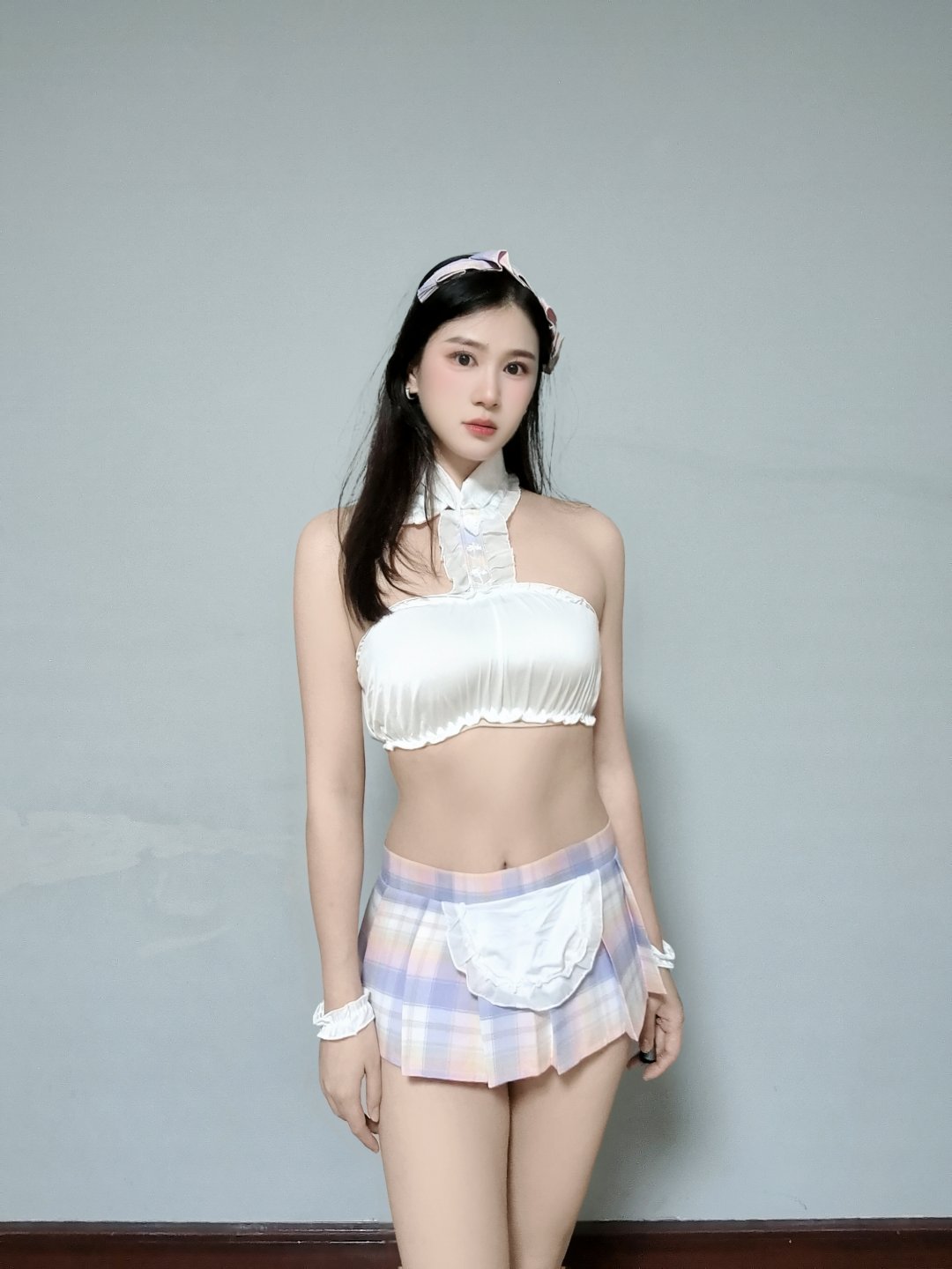 翘臀美腿嫩妞橙橙