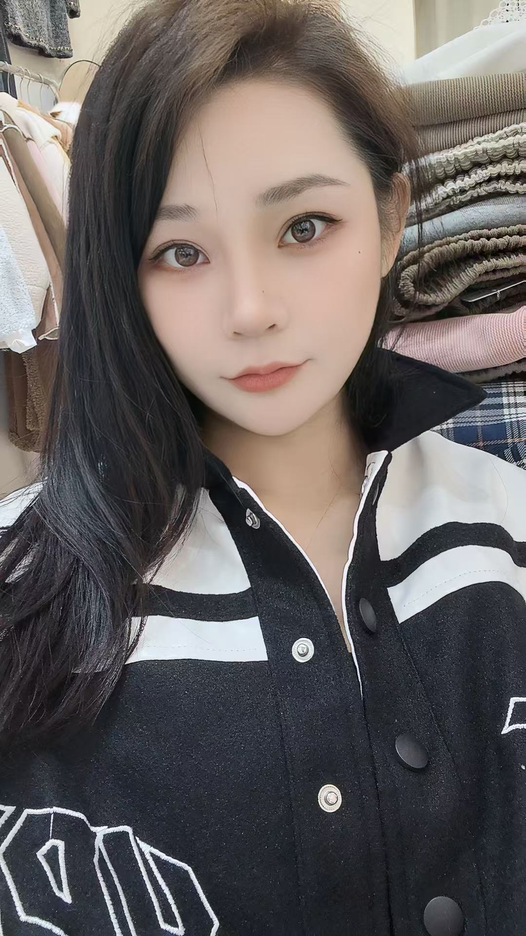 美艳兼职辣妹小太阳