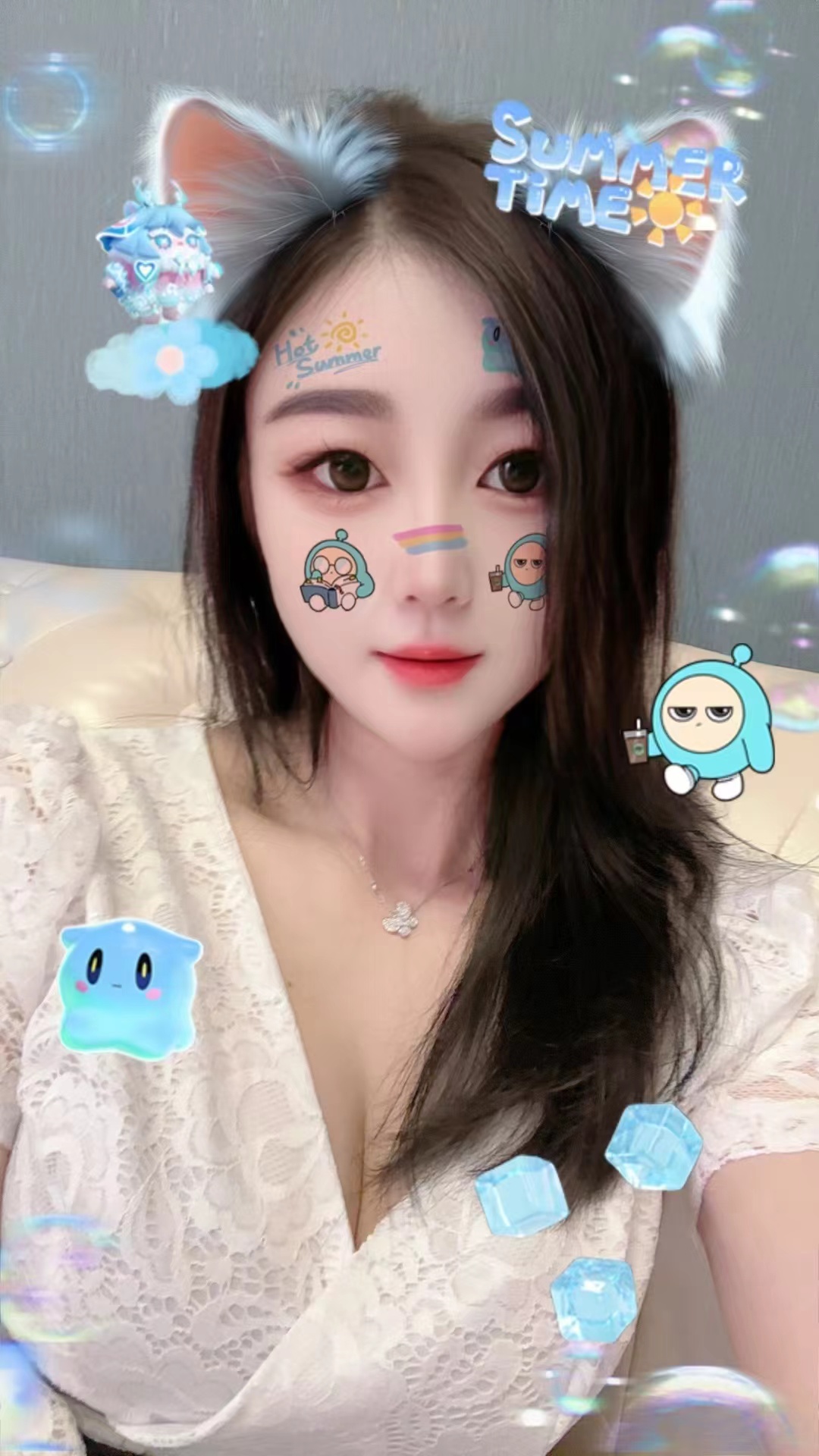 二七区纯欲菲菲老师