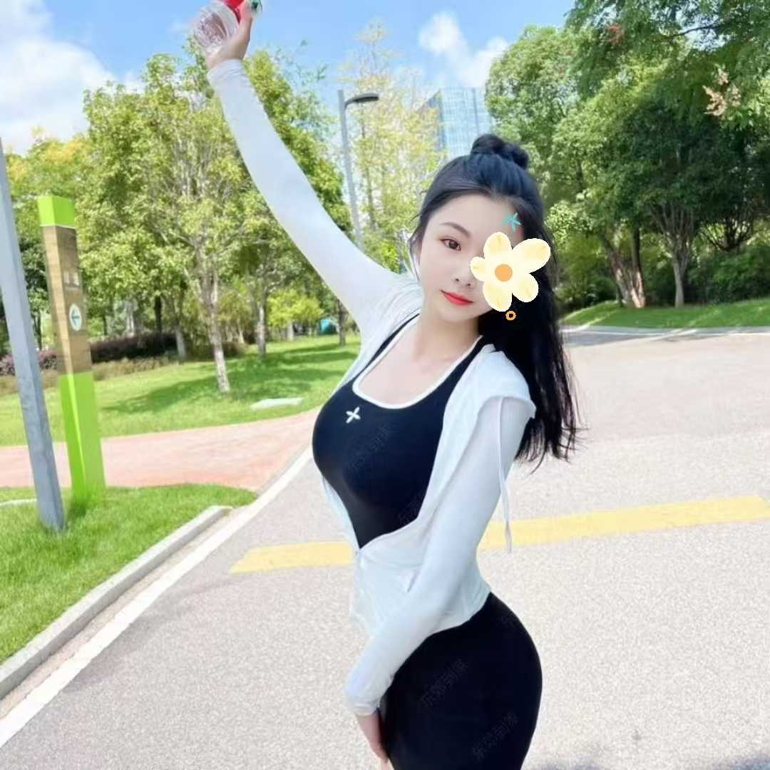 岳麓瑜伽裤辣妹乔乔