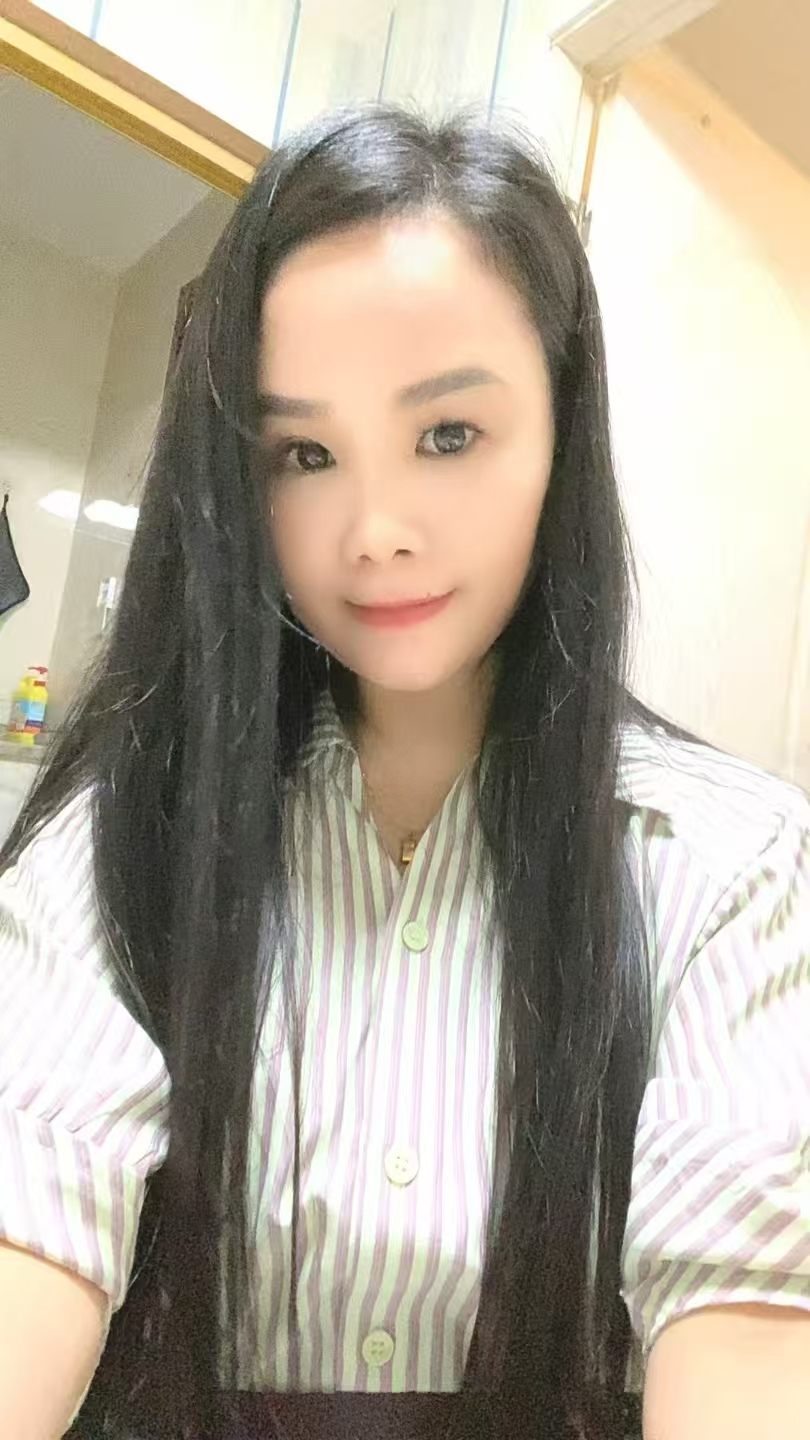 贝村服务系御姐