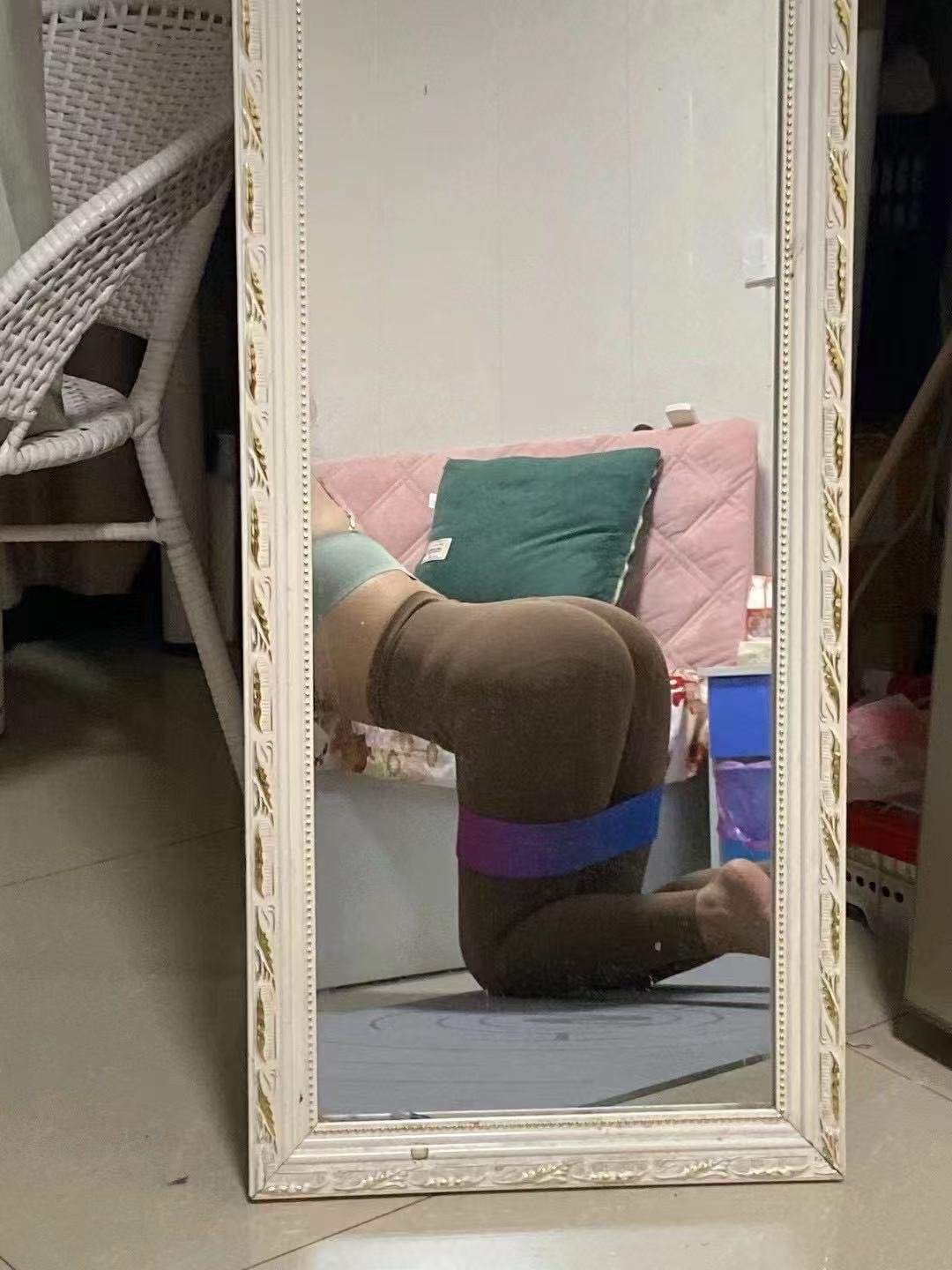 下沙美臀小乔老师