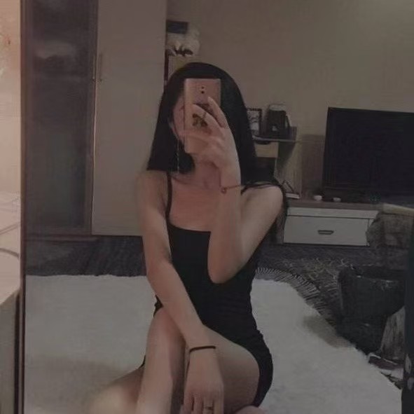 驷马桥惹火辣妹果儿