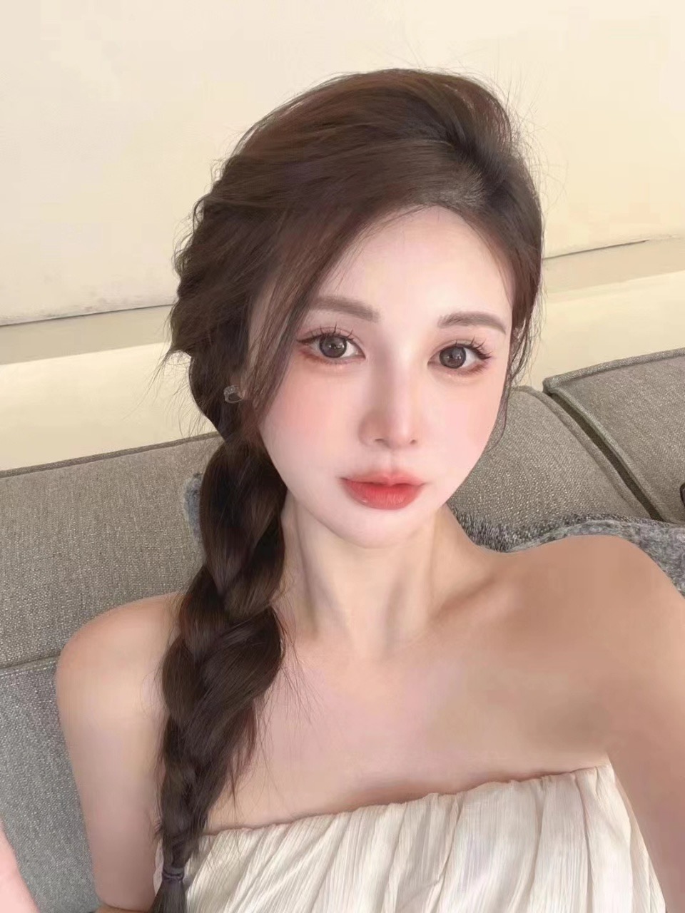 兼职白嫩美妞安然