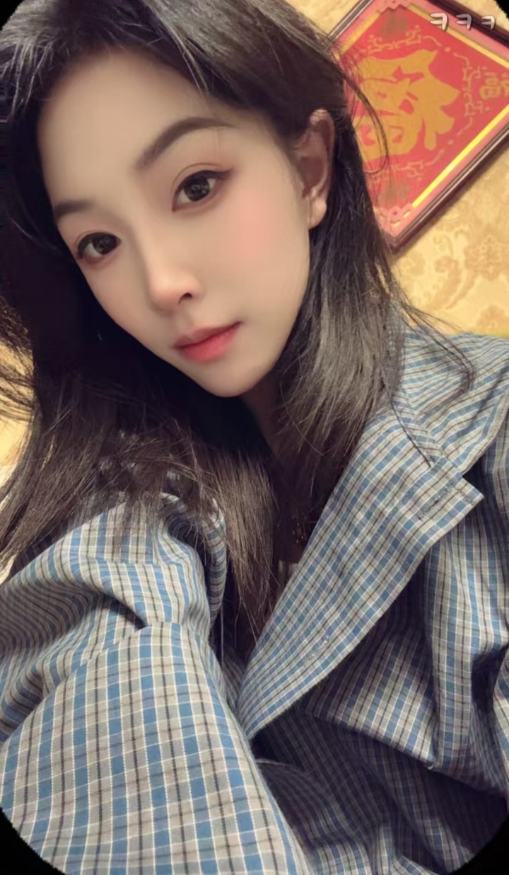 官渡气质辣妹