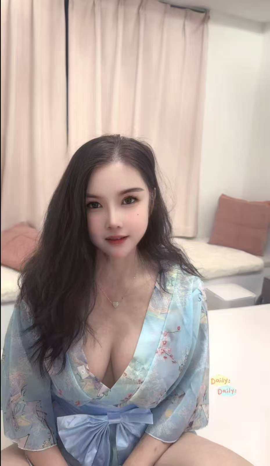 上城丰乳辣妹鹤顶红