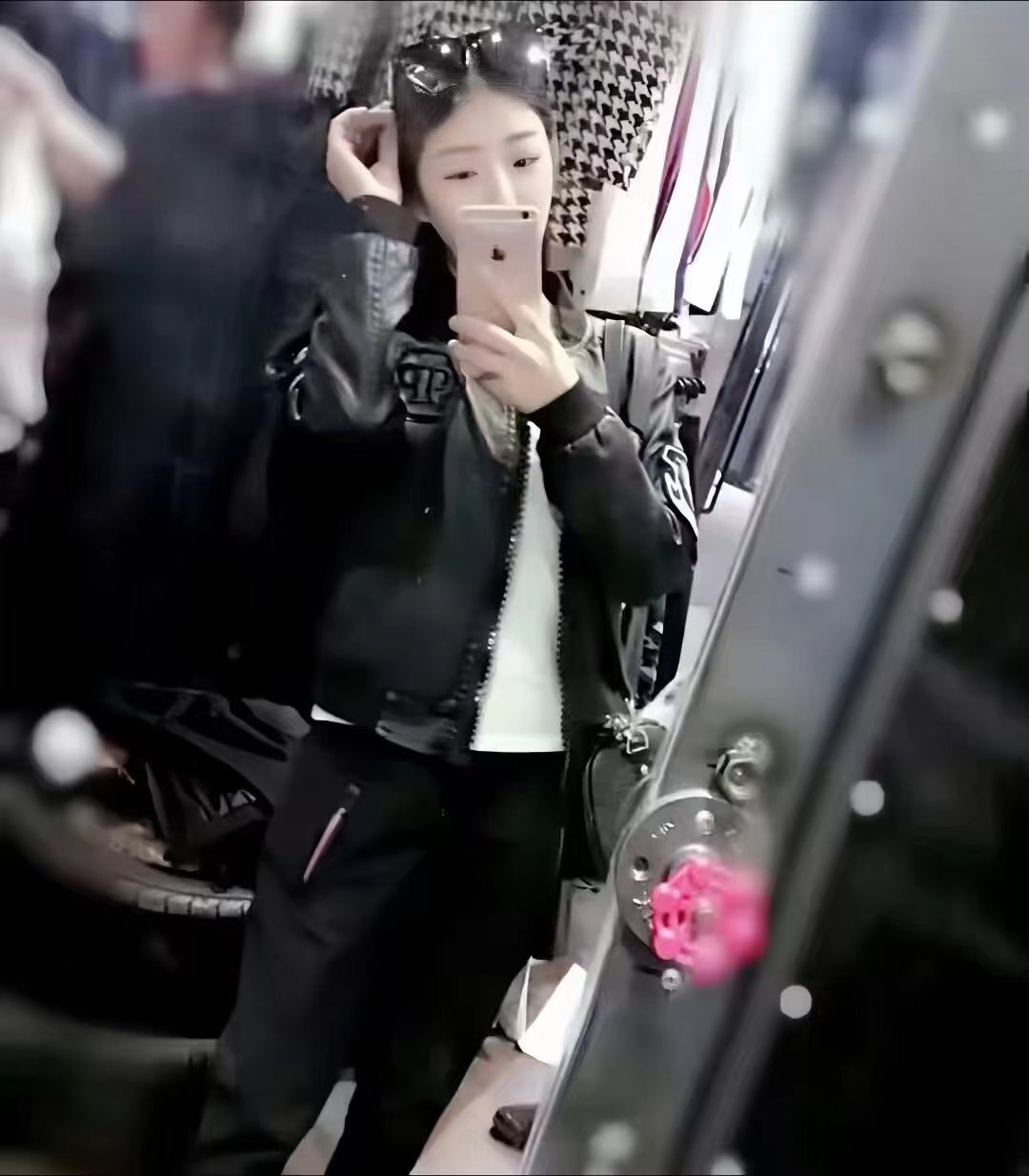 东胜极品身材辣妹莹莹