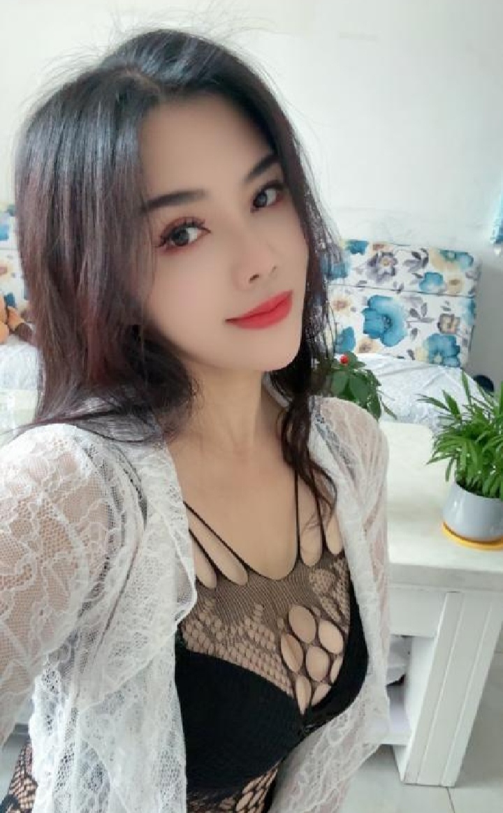 五华美艳少妇琪琪