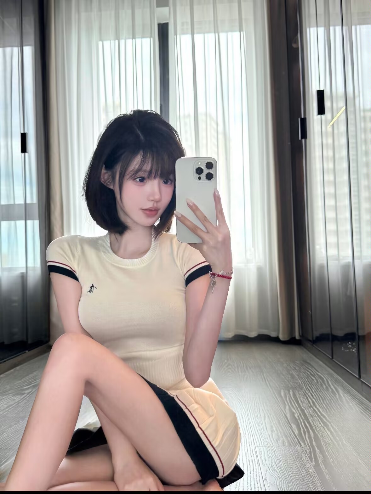 昆山市极品美人，乖巧可爱