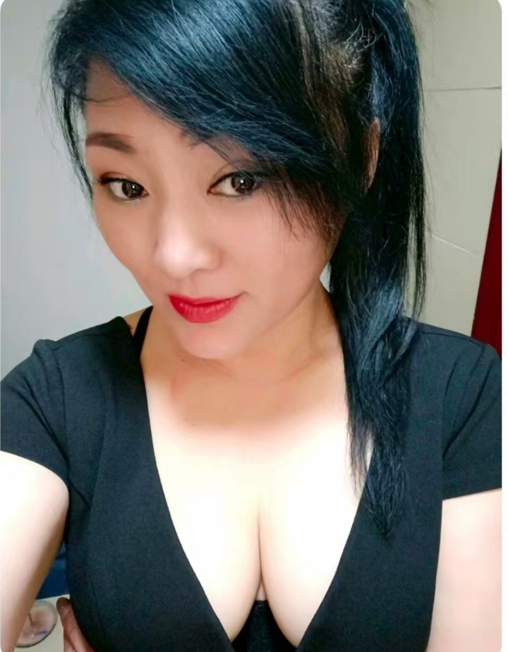 韵味熟女姐姐服务好