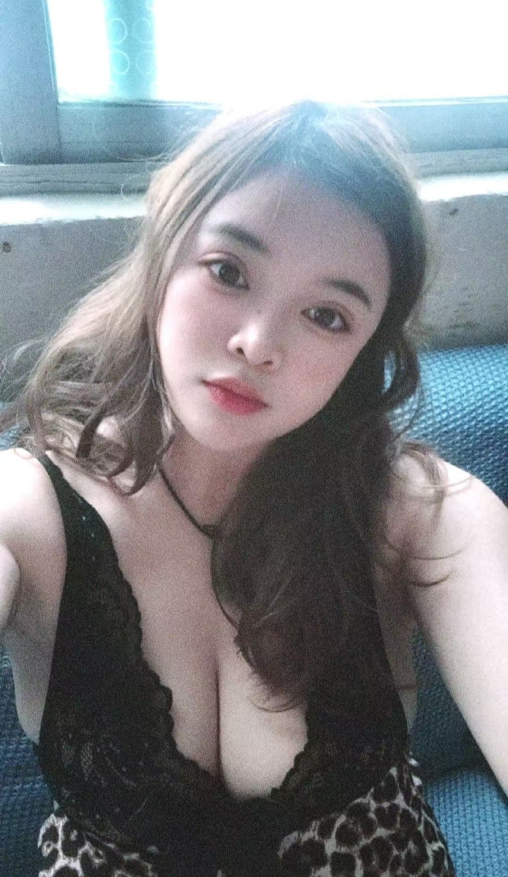 丰满热辣服务系柠檬