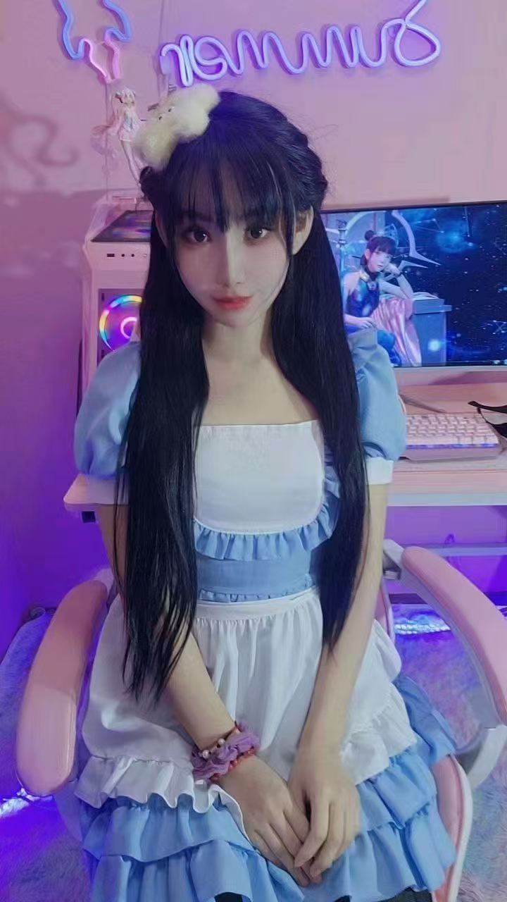 武汉汉口楚楚瑜伽老师