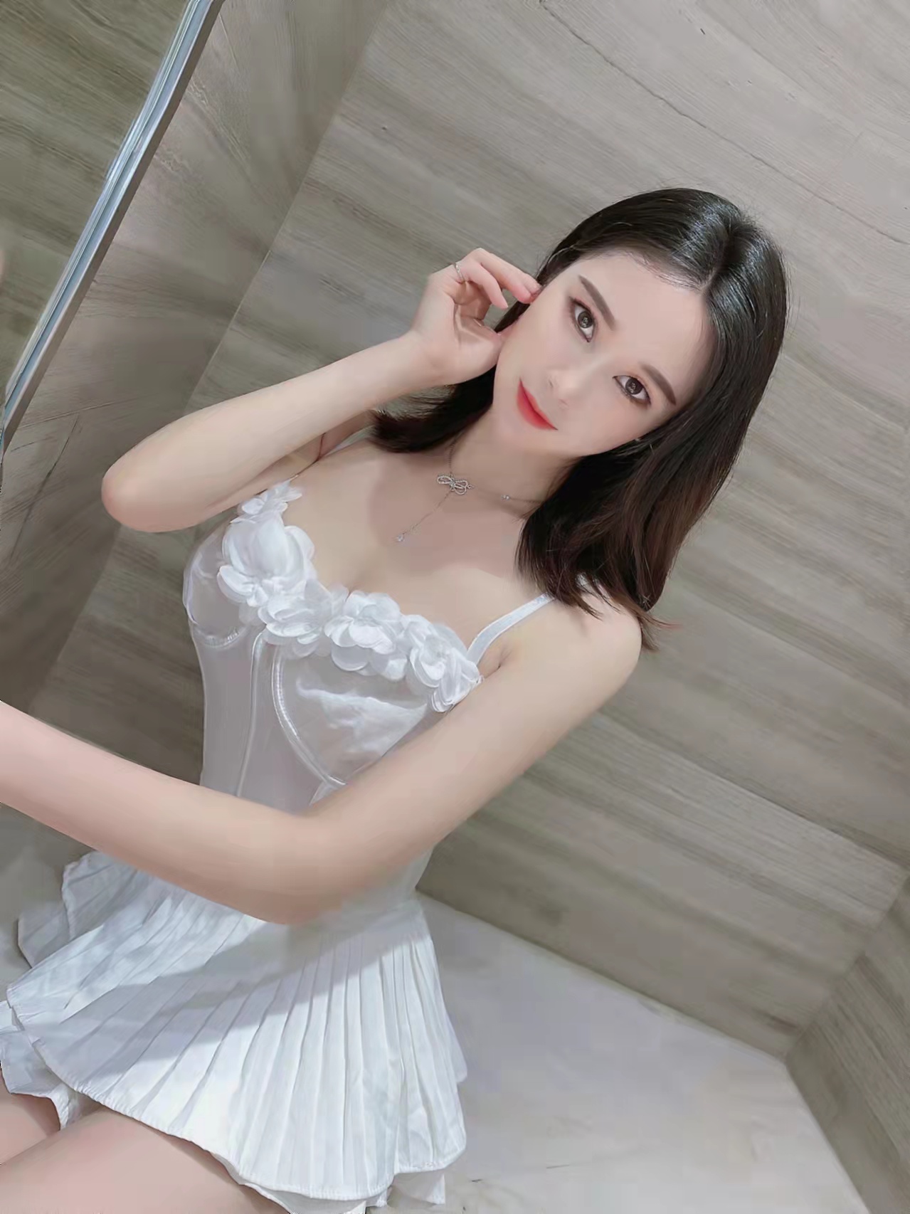 吉安豆豆，身材高挑