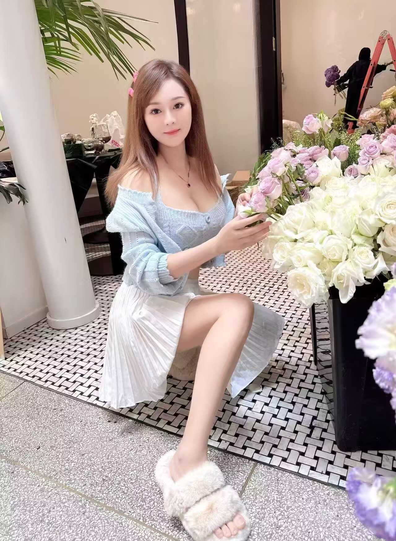 官渡大胸御姐糖糖