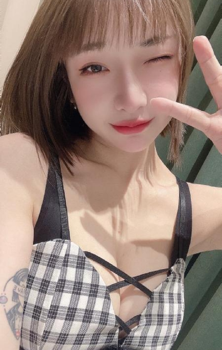 津南瑜伽裤妖精欣欣