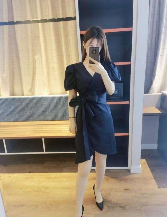 温情御姐，胸大臀大能喷