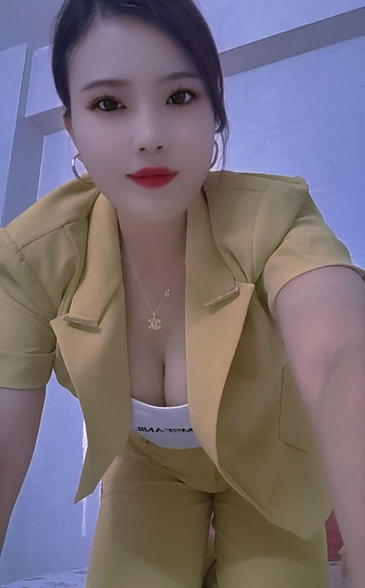 丰满服务系少妇小燕子