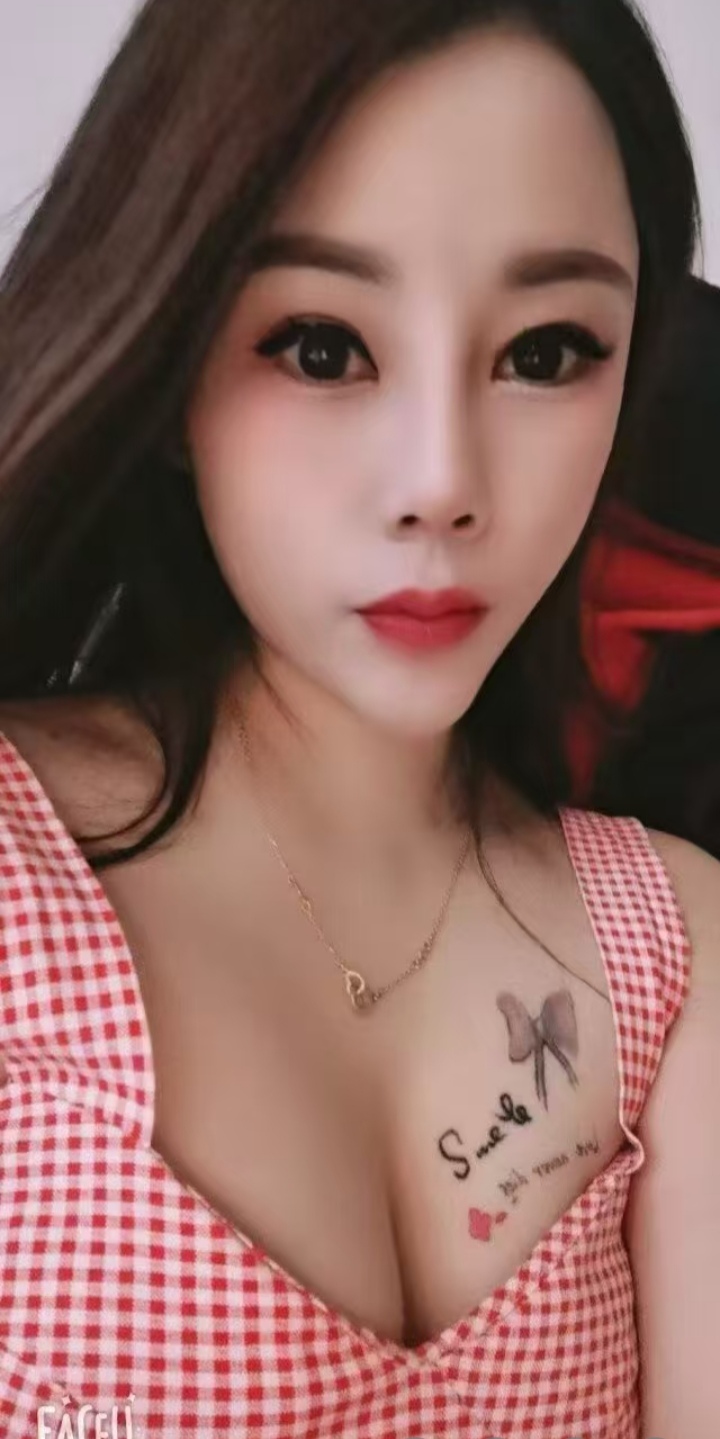 崇川爆乳小Sao货