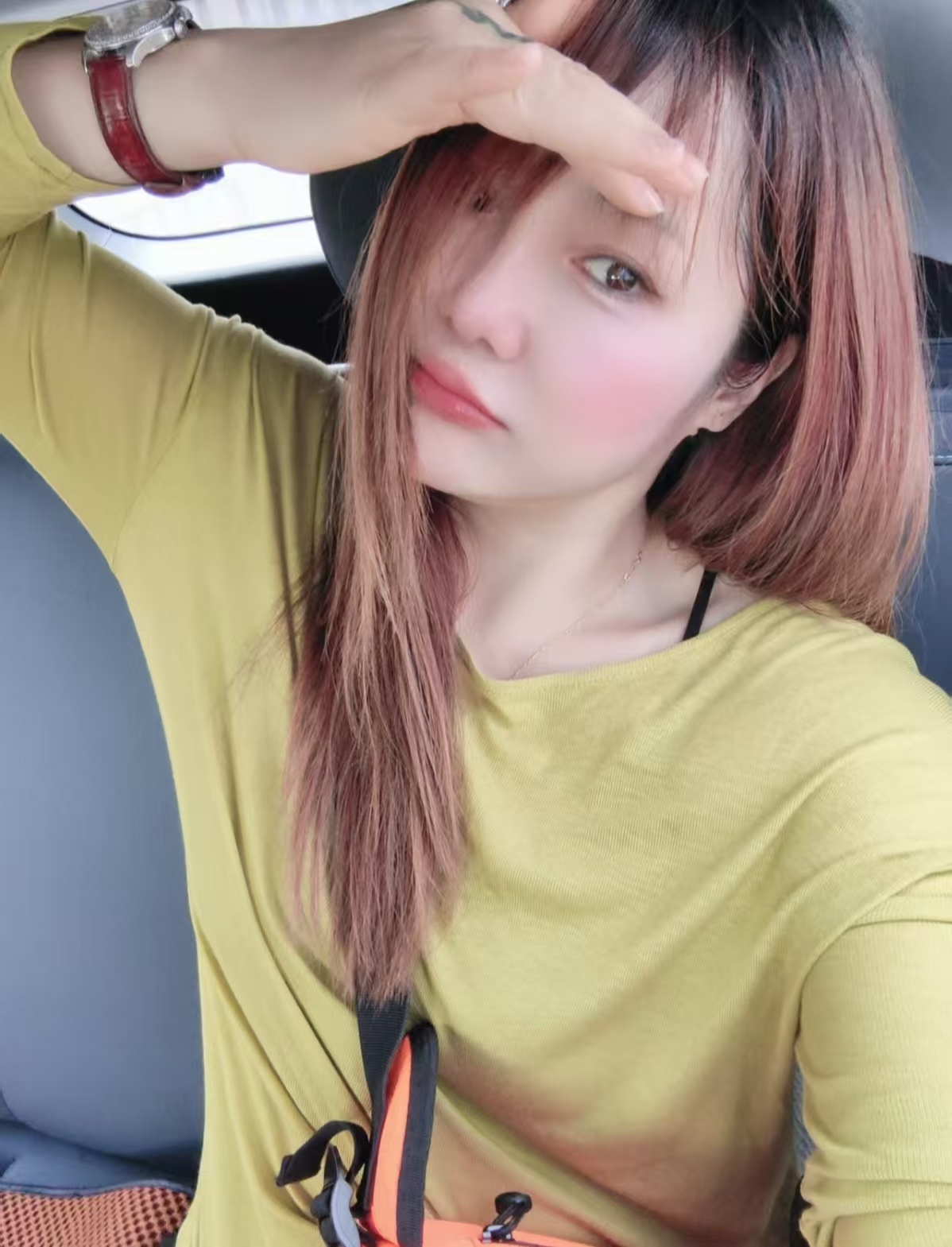 服务系小姐姐东宝