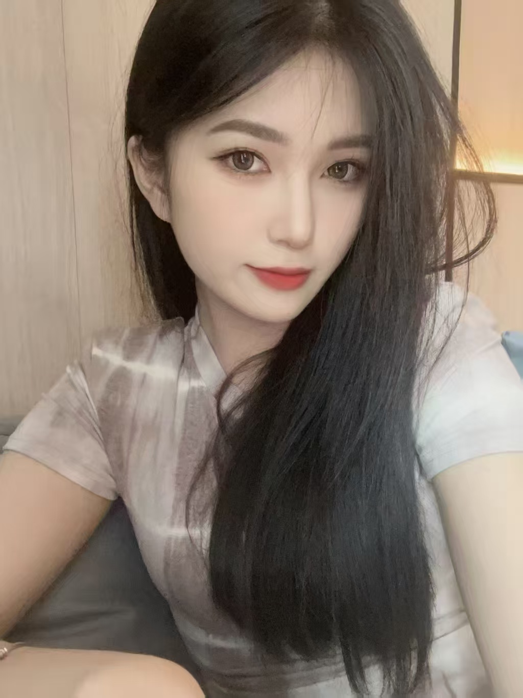 南岸兼职嫩妹乔乔