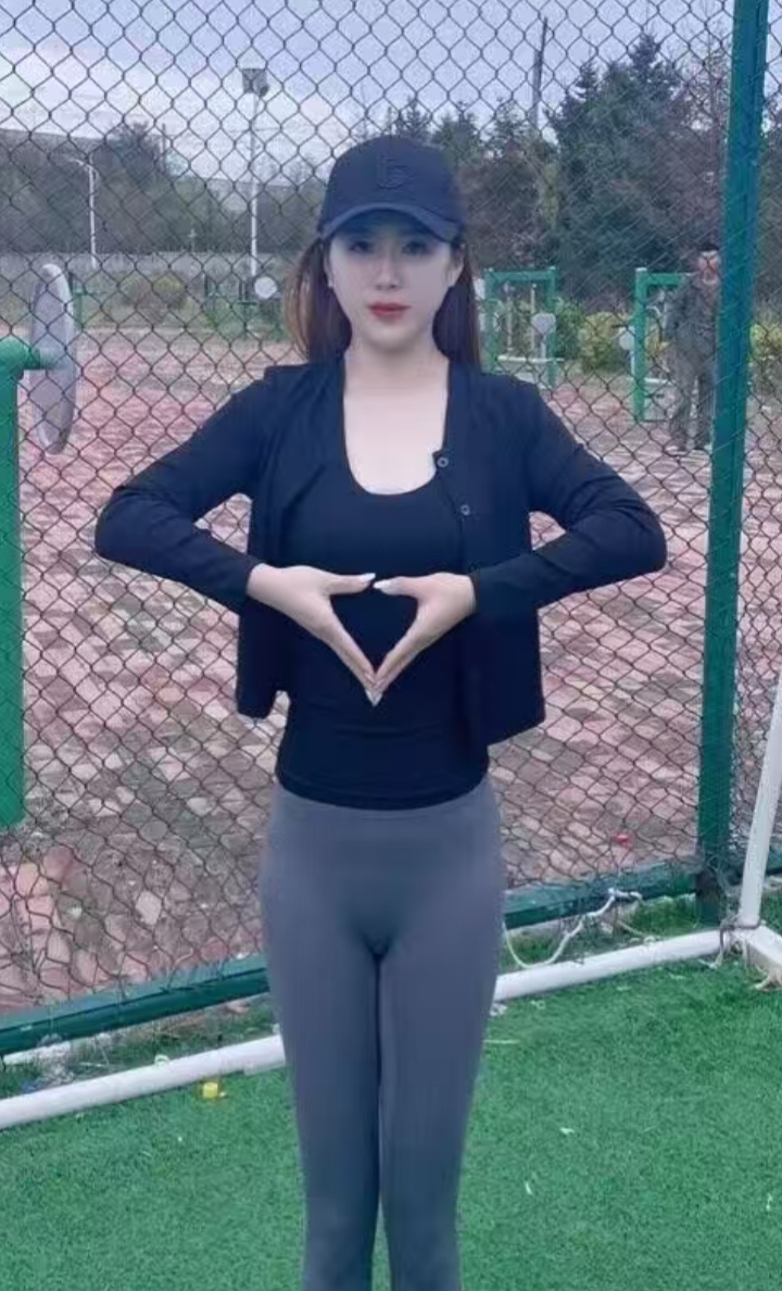 甜蜜地球人可儿