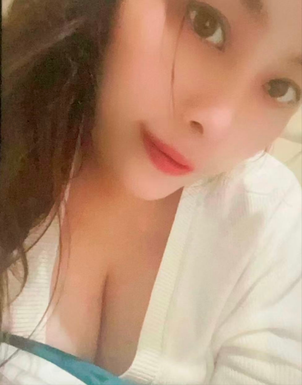 微胖型的少妇，身材不错