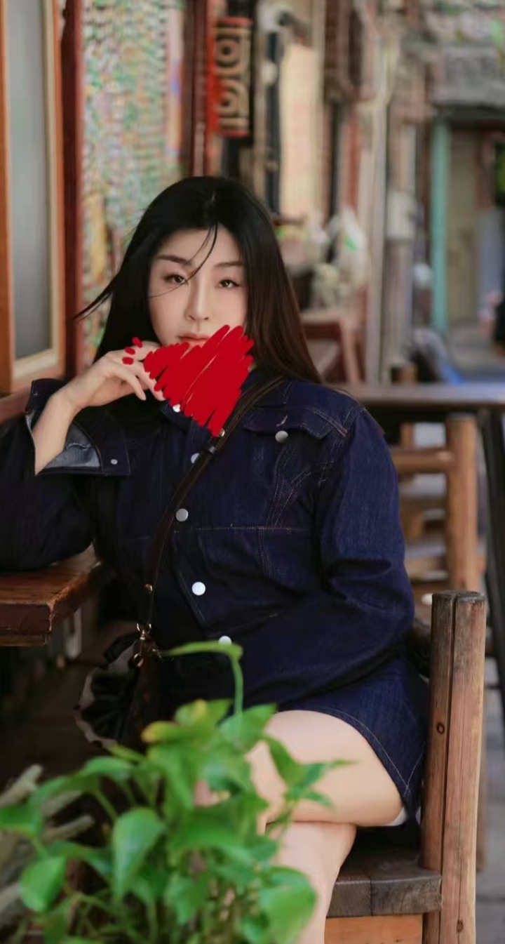 黄浦美腿星老师