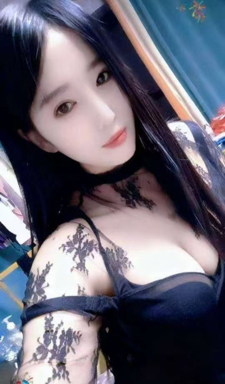 美艳丰润少妇小玉