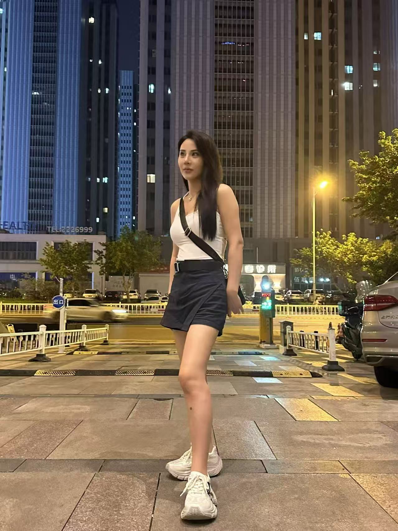 安次区性感丽丽